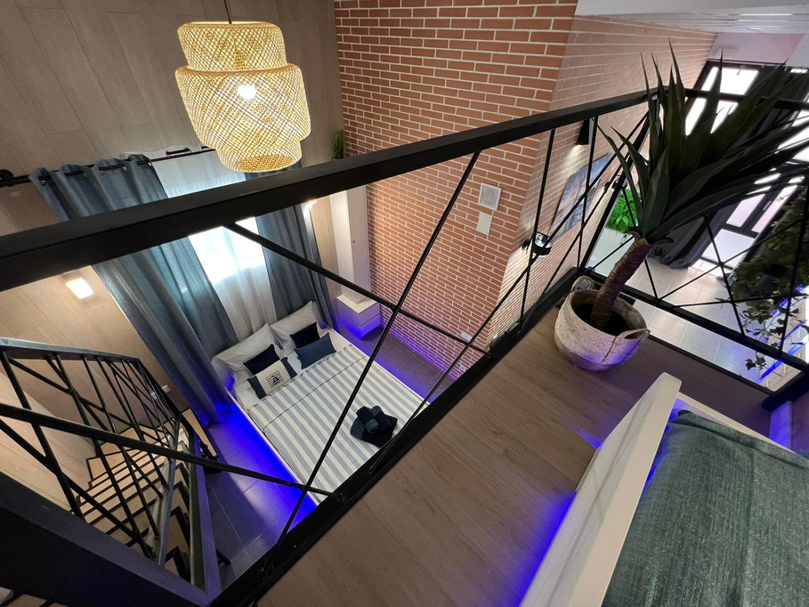 Aparthotel Carcaixent 24 à Valence Extérieur photo
